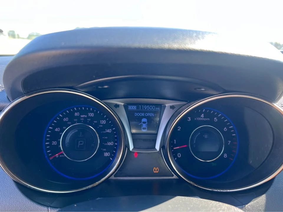 2013 Hyundai Genesis Coupe - Image 7 of 12