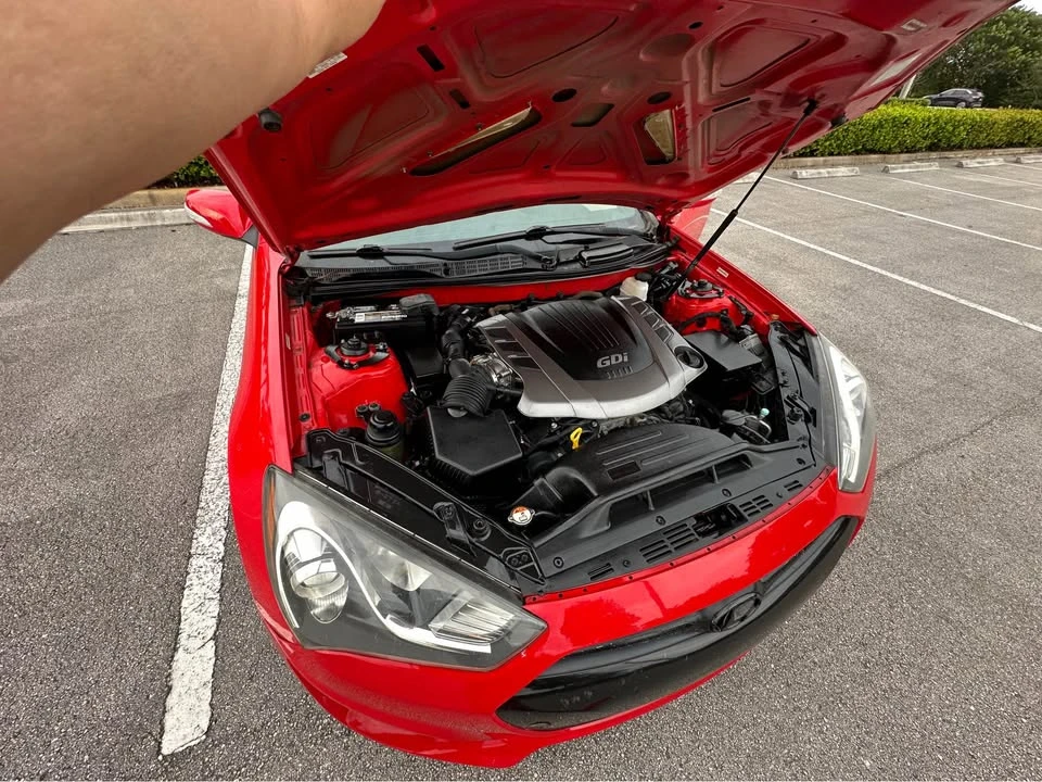 2013 Hyundai Genesis Coupe - Image 8 of 14