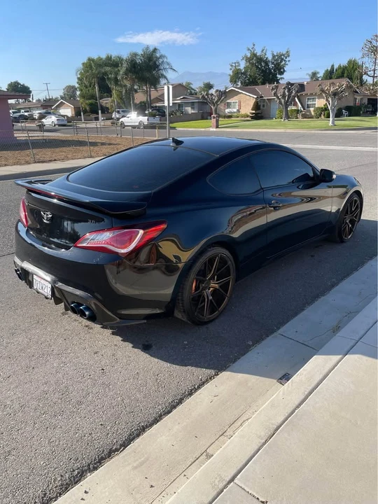 2013 Hyundai Genesis Coupe - Image 5 of 13