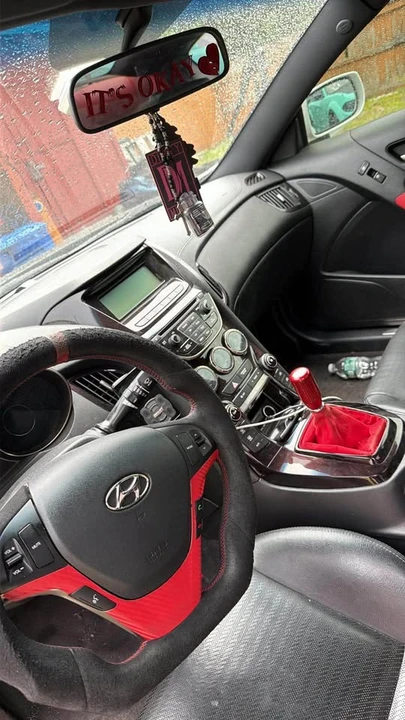2013 Hyundai Genesis Coupe - Image 10 of 14