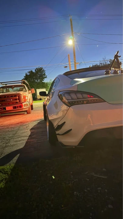2013 Hyundai Genesis Coupe - Image 7 of 14
