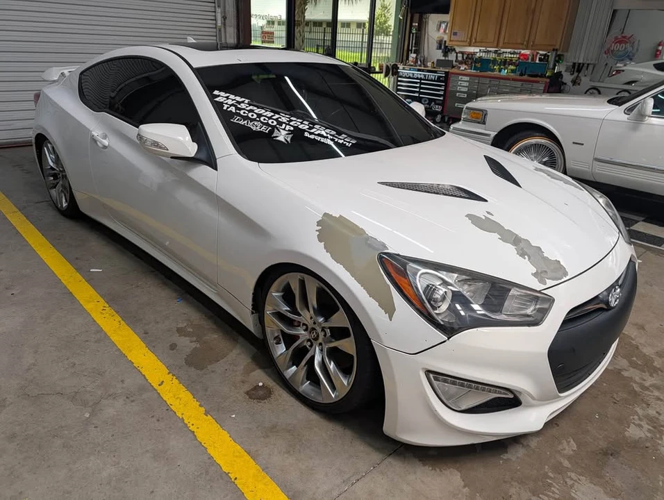 2013 Hyundai Genesis Coupe - Image 8 of 14