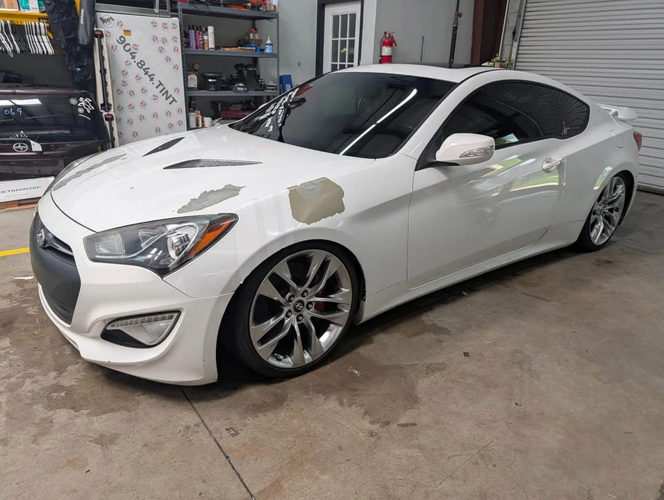2013 Hyundai Genesis Coupe - Image 5 of 14