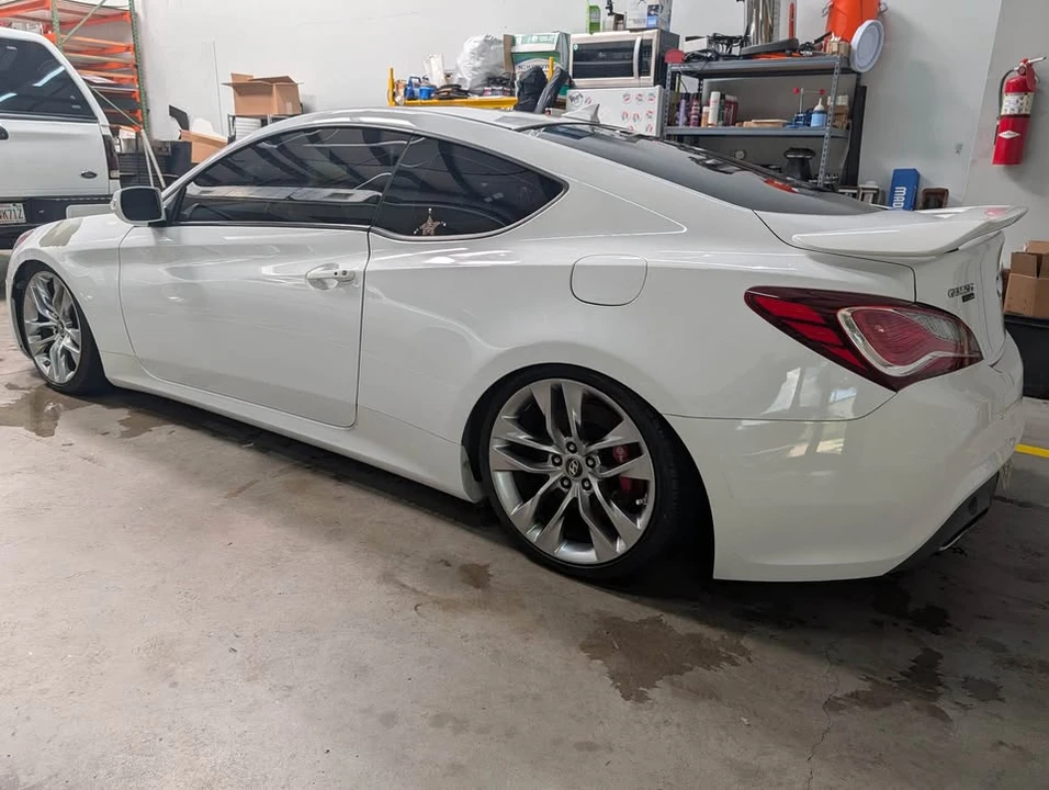 2013 Hyundai Genesis Coupe - Image 6 of 14
