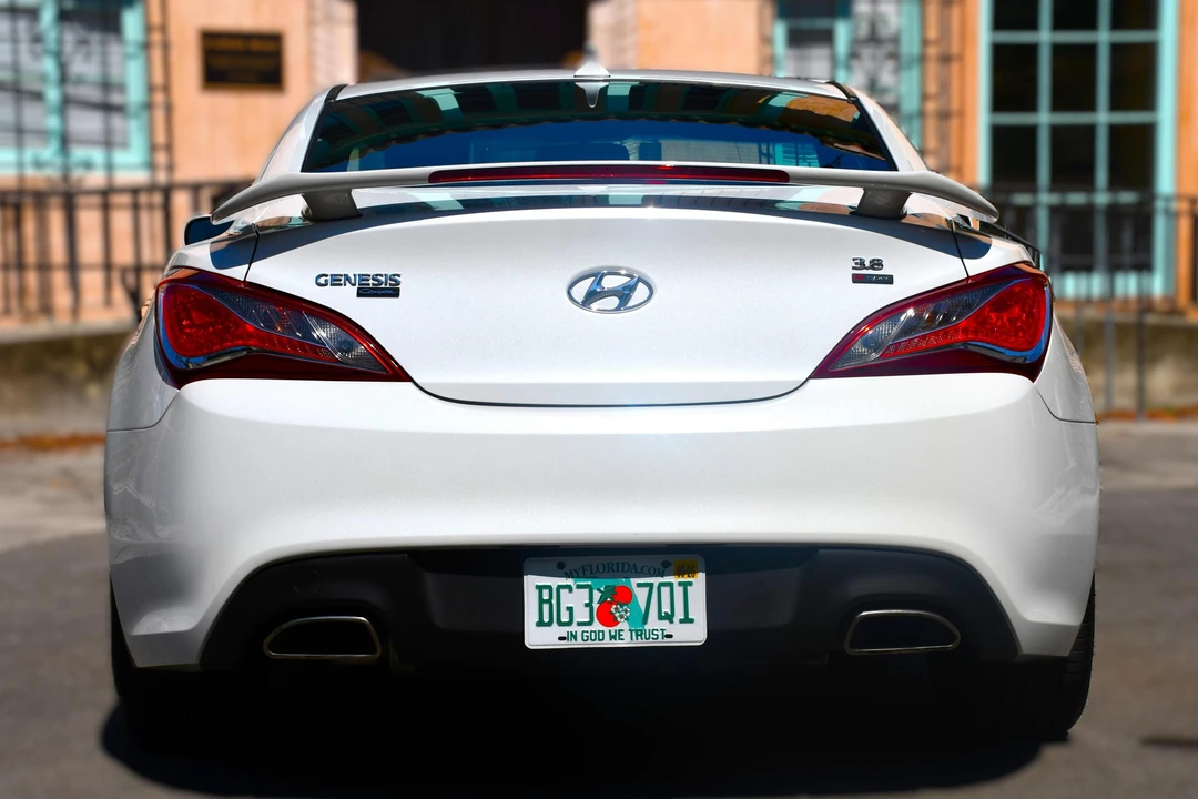 2013 Hyundai Genesis Coupe - Image 5 of 5