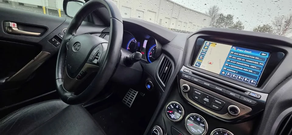 2013 Hyundai Genesis Coupe - Image 15 of 20