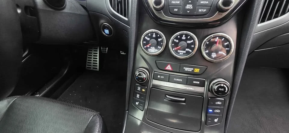 2013 Hyundai Genesis Coupe - Image 14 of 20