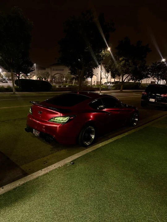 2013 Hyundai Genesis Coupe - Image 2 of 5