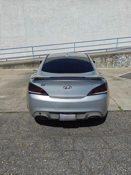 2013 Hyundai Genesis Coupe - Image 10 of 14