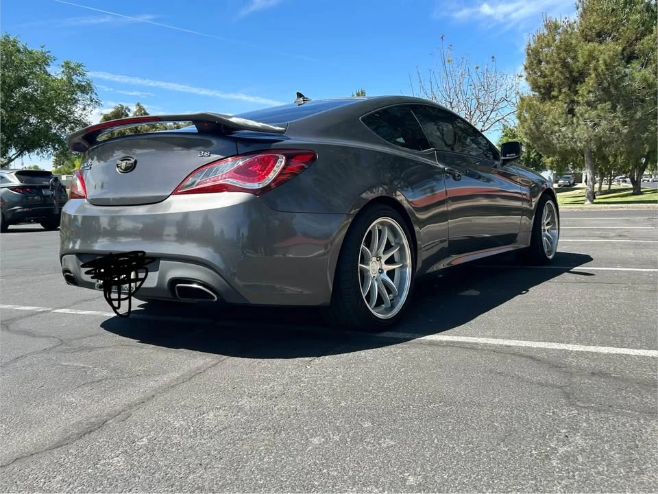 2013 Hyundai Genesis Coupe - Image 4 of 6