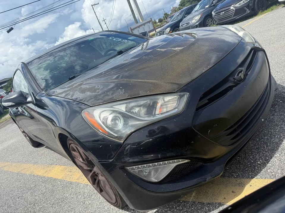 2013 Hyundai Genesis Coupe - Image 2 of 5
