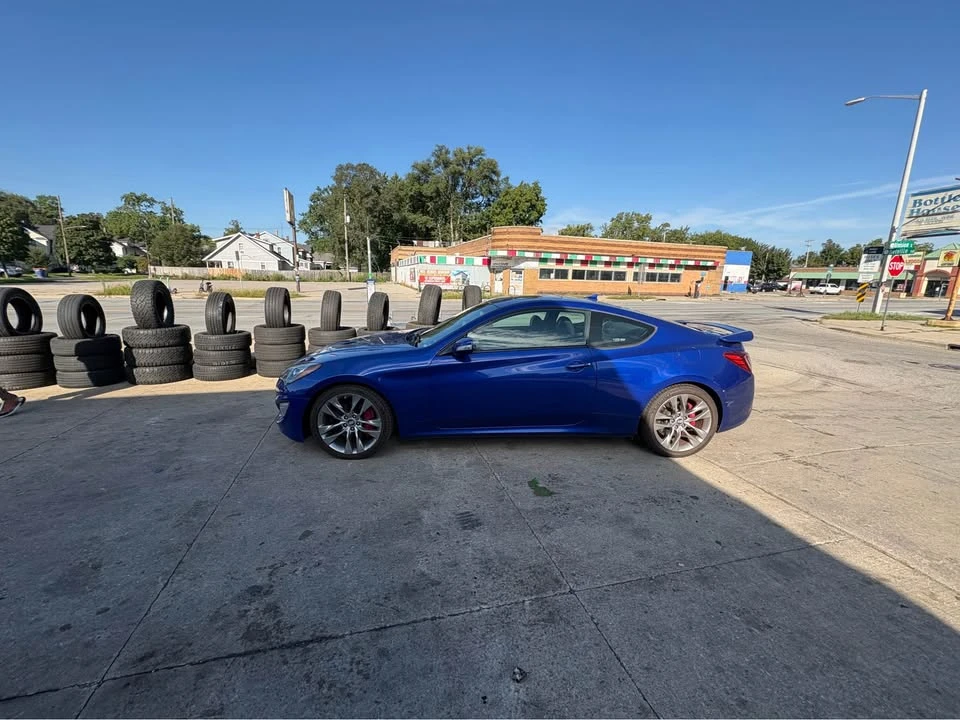 2013 Hyundai Genesis Coupe - Image 6 of 9