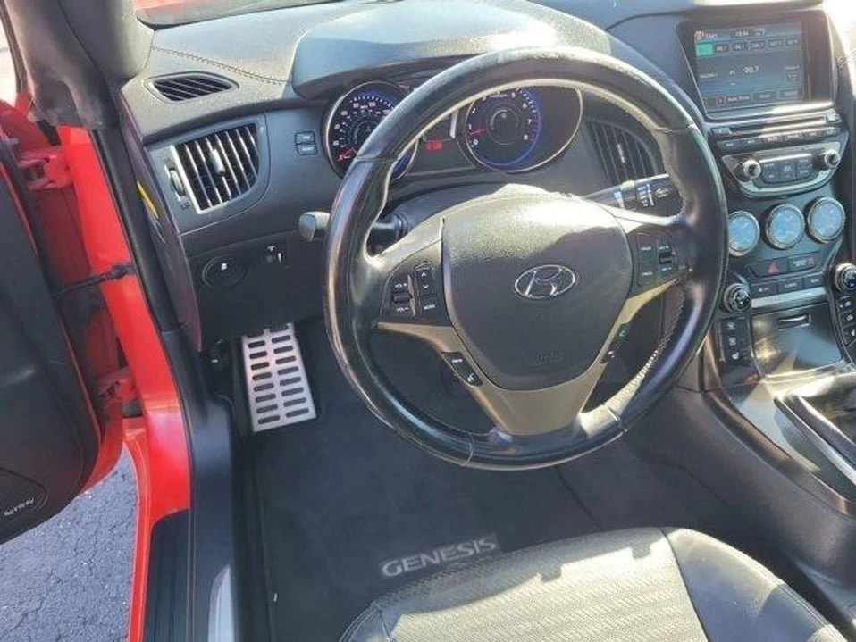 2013 Hyundai Genesis Coupe - Image 14 of 20