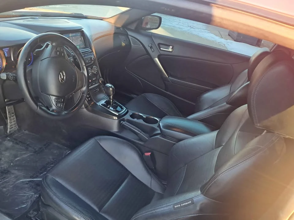 2013 Hyundai Genesis Coupe - Image 10 of 11