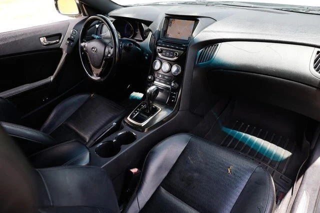 2013 Hyundai Genesis Coupe - Image 12 of 16