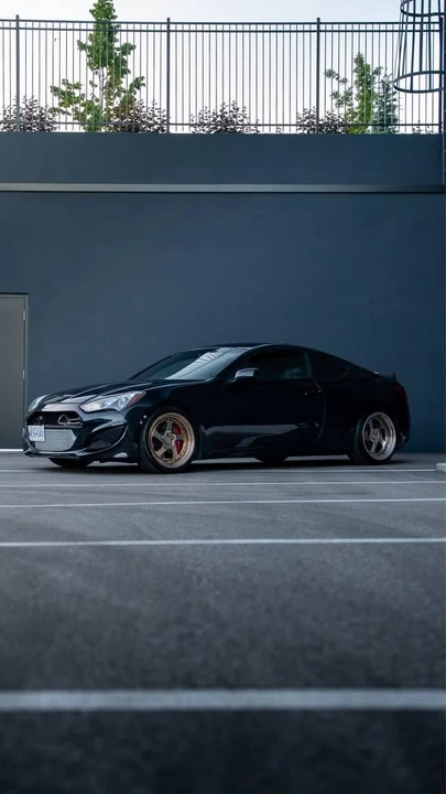 2013 Hyundai Genesis Coupe - Image 2 of 6