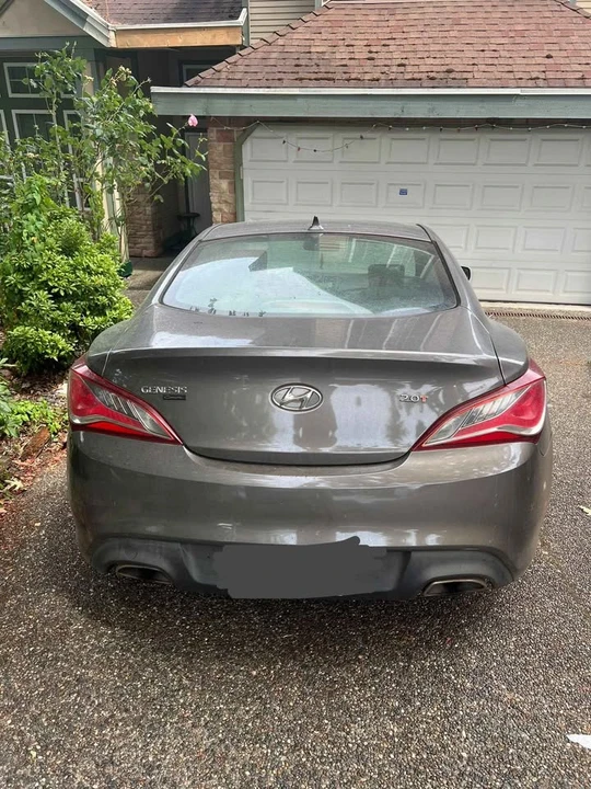 2013 Hyundai Genesis Coupe - Image 4 of 5