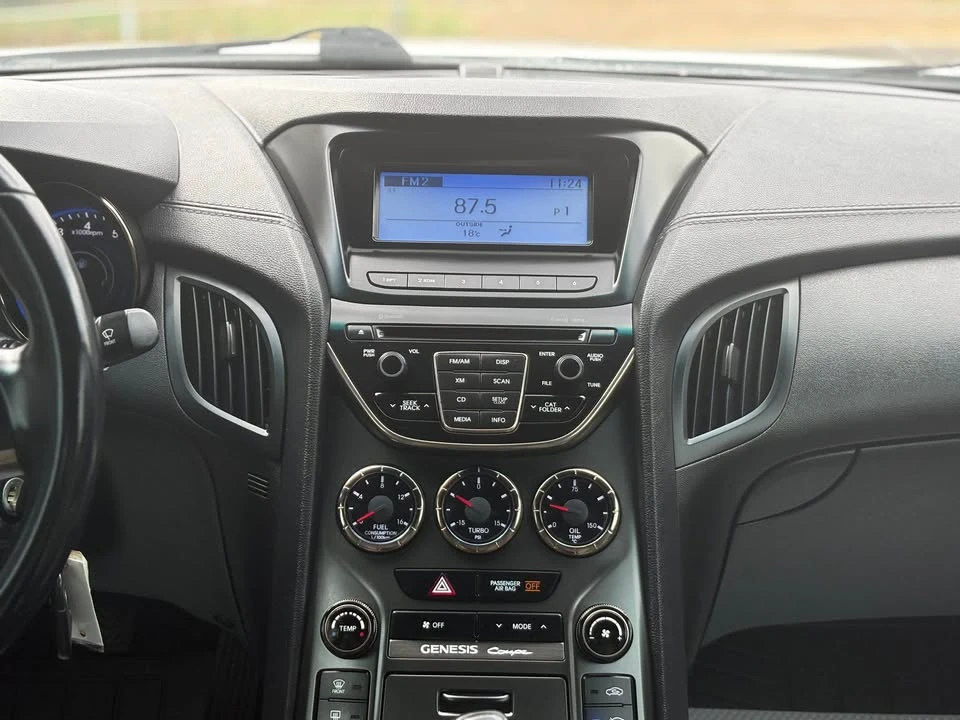 2013 Hyundai Genesis Coupe - Image 15 of 20