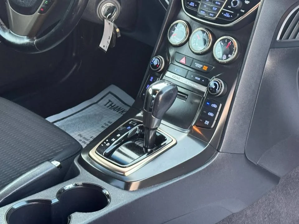 2013 Hyundai Genesis Coupe - Image 15 of 20