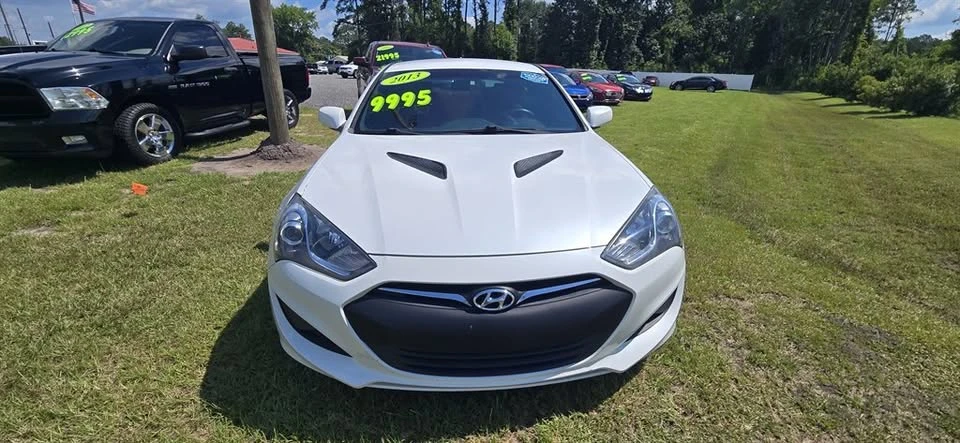 2013 Hyundai Genesis Coupe - Image 2 of 15