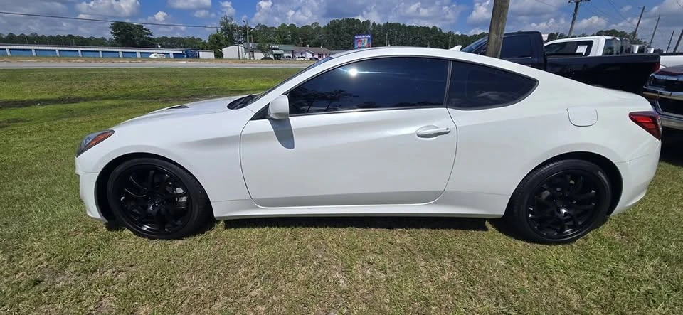 2013 Hyundai Genesis Coupe - Image 4 of 15