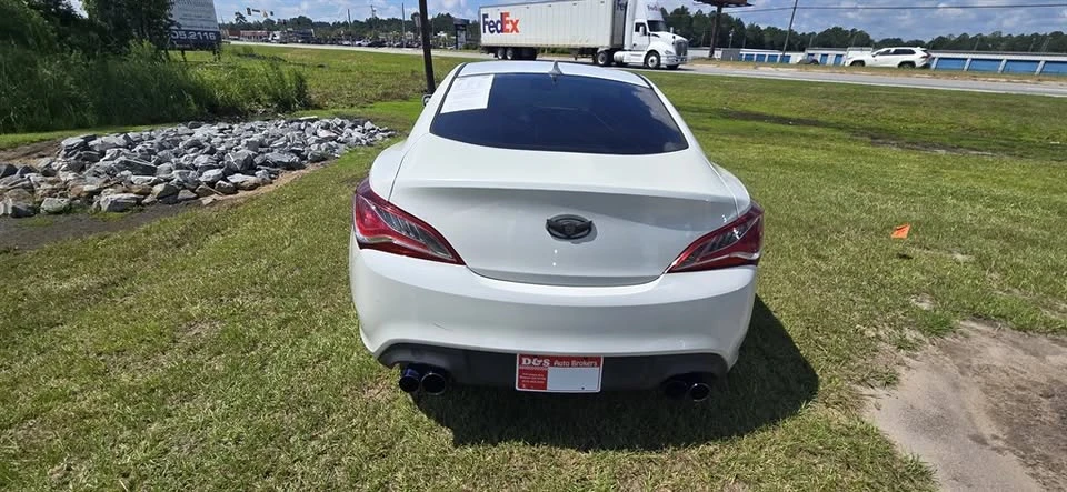 2013 Hyundai Genesis Coupe - Image 6 of 15