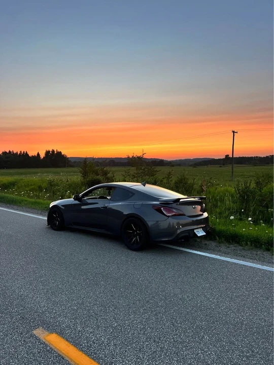 2013 Hyundai Genesis Coupe - Image 10 of 14