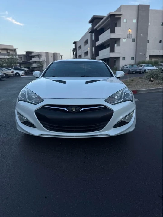 2013 Hyundai Genesis Coupe - Image 2 of 14