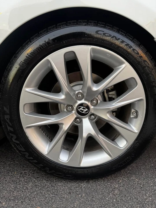 2013 Hyundai Genesis Coupe - Image 6 of 14