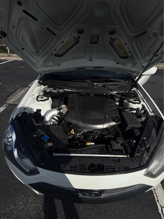 2013 Hyundai Genesis Coupe - Image 6 of 9