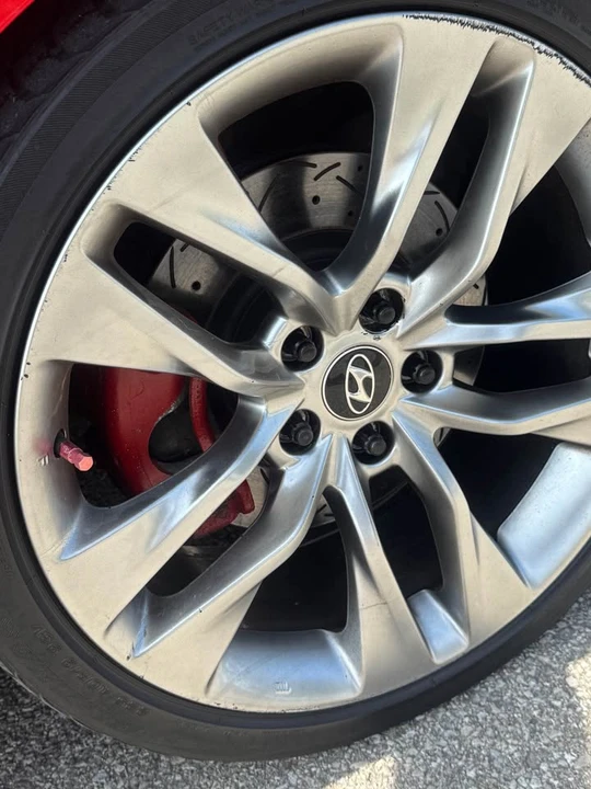 2013 Hyundai Genesis Coupe - Image 11 of 12
