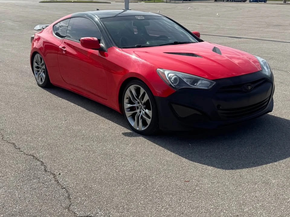 2013 Hyundai Genesis Coupe - Image 6 of 12