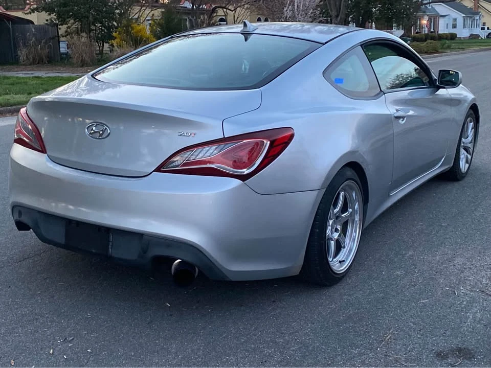 2013 Hyundai Genesis Coupe - Image 2 of 9