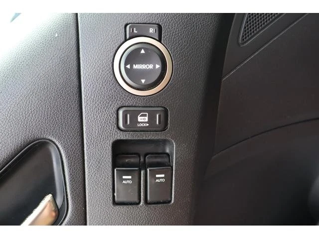 2013 Hyundai Genesis Coupe - Image 8 of 15