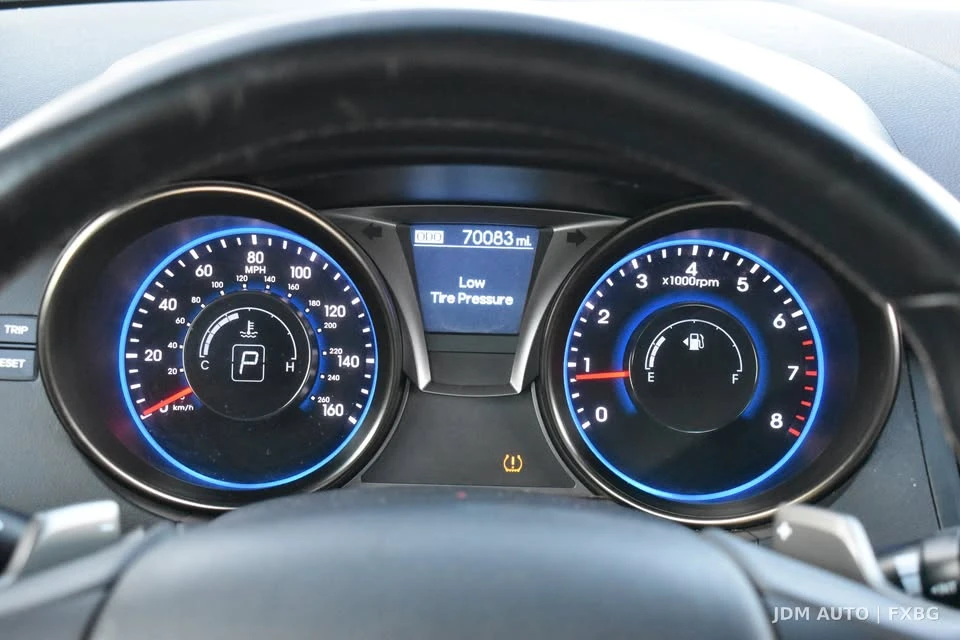 2013 Hyundai Genesis Coupe - Image 9 of 13