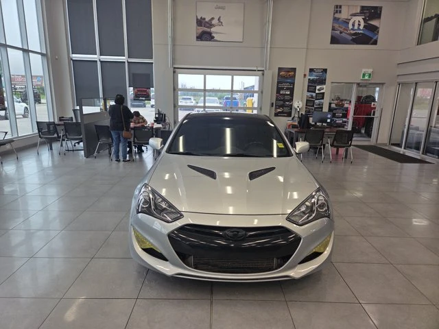 2013 Hyundai Genesis Coupe - Image 9 of 17