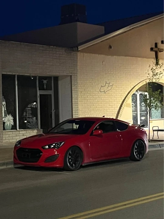 2013 Hyundai Genesis Coupe - Image 3 of 8