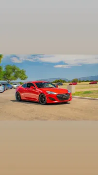 2013 Hyundai Genesis Coupe 2.0T Standard