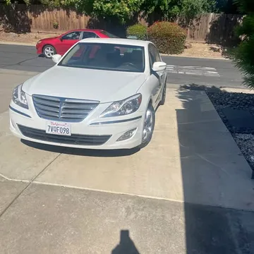 2013 Hyundai Genesis