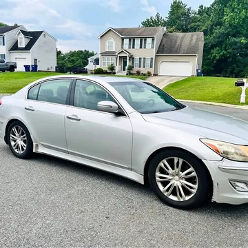 2013 Hyundai Genesis