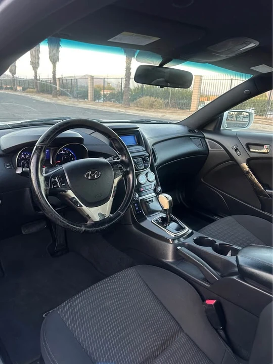2013 Hyundai Genesis Coupe - Image 3 of 4