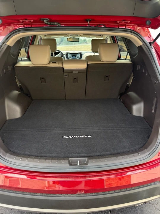 2013 Hyundai Santa Fe - Image 16 of 21