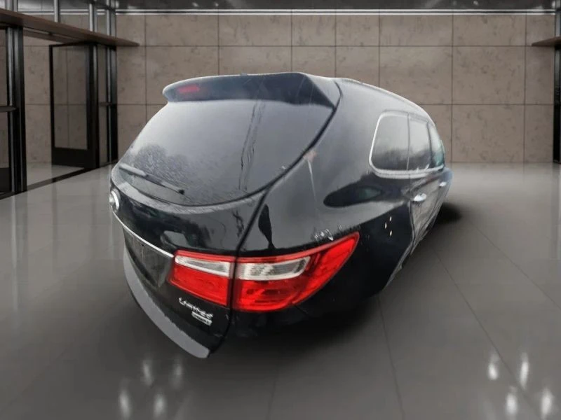 2013 Hyundai Santa Fe - Image 3 of 4