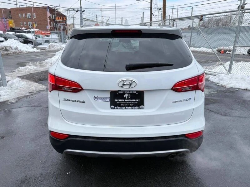 2013 Hyundai Santa Fe - Image 5 of 12