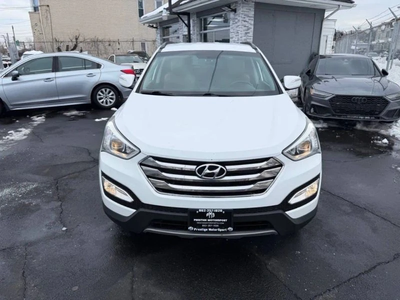 2013 Hyundai Santa Fe - Image 8 of 12
