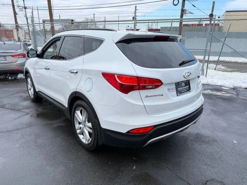 2013 Hyundai Santa Fe - Image 4 of 12