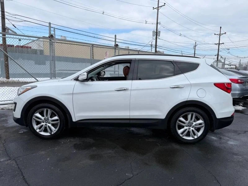 2013 Hyundai Santa Fe - Image 3 of 12