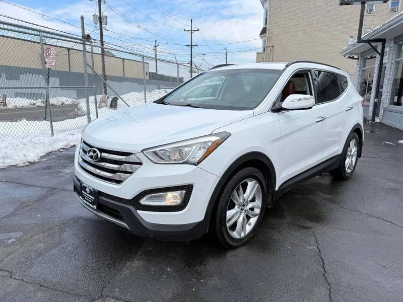 2013 Hyundai Santa Fe - Image 2 of 12