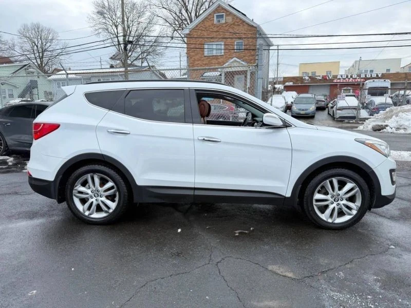 2013 Hyundai Santa Fe - Image 7 of 12