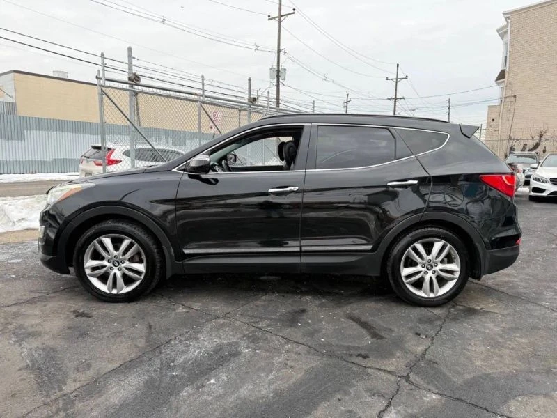 2013 Hyundai Santa Fe - Image 3 of 12